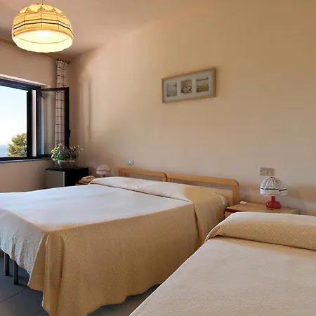 Отель Casa Rosa Портоферрайо