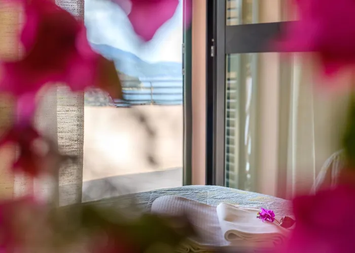 Ξενοδοχείο Casa Rosa 3*