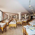 Casa Rosa 3*